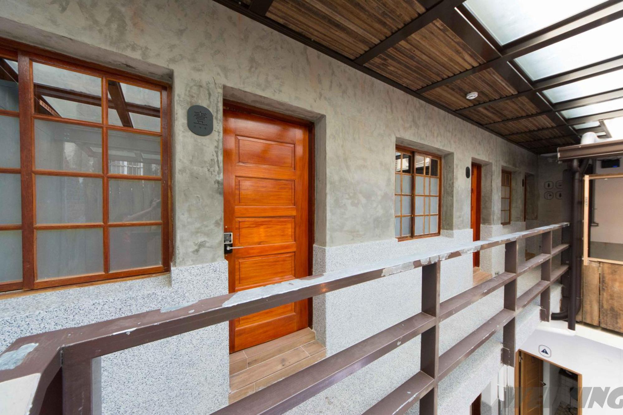 158 Hostel Тайнань Экстерьер фото